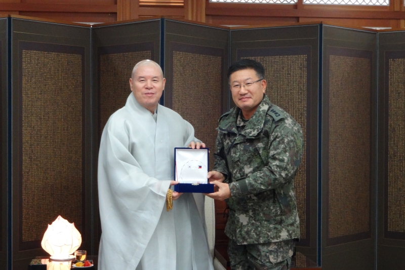 2015.02.05_이철원 필리핀 합동지원단 아라우부대장 예방